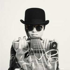 新婚之夜日逼视频
