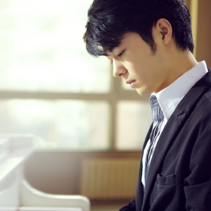 新婚之夜日逼视频
